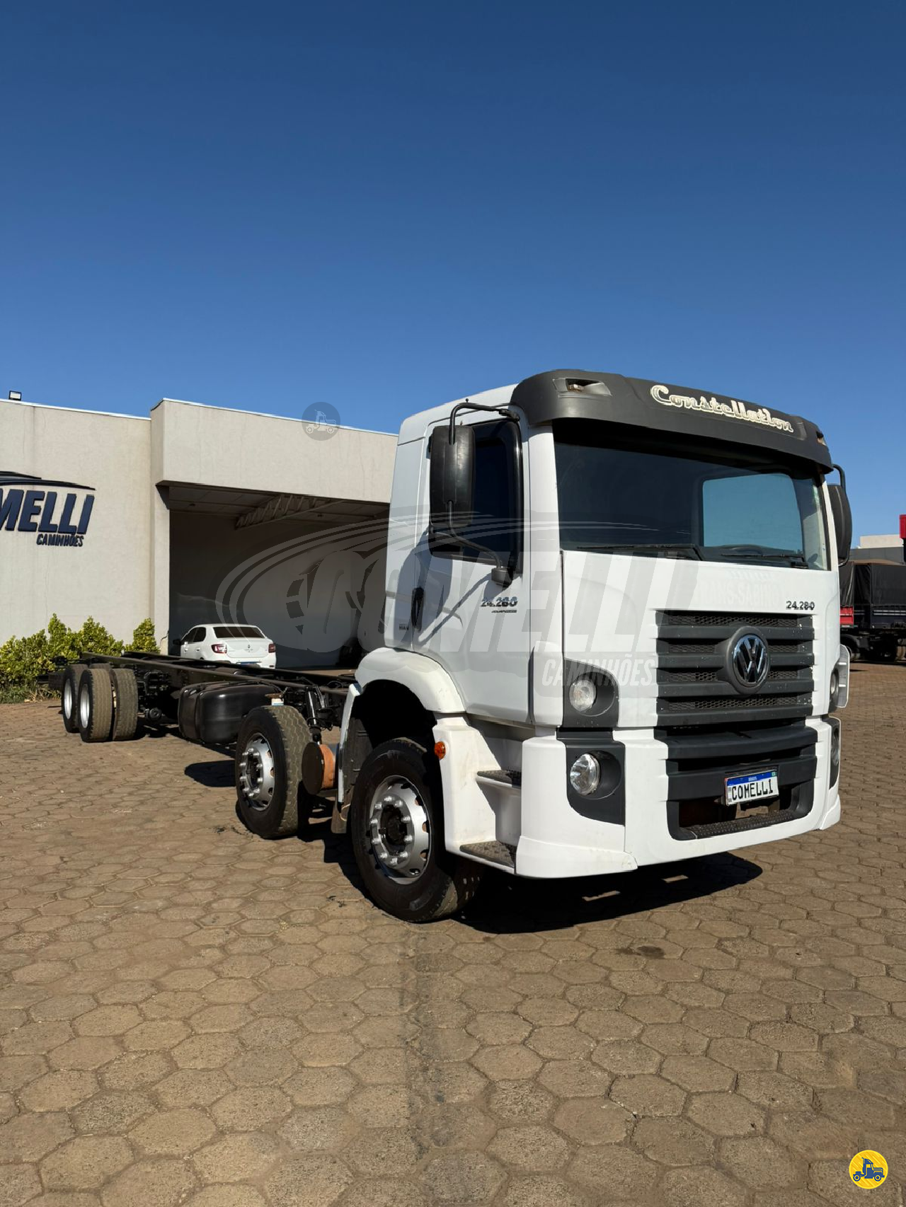 CAMINHAO VOLKSWAGEN VW 24280 Cavalo Mecânico BiTruck 8x2 Comelli Caminhões RIO VERDE GOIAS GO